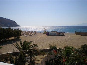 Myconian Sunrise Relais & Chateaux